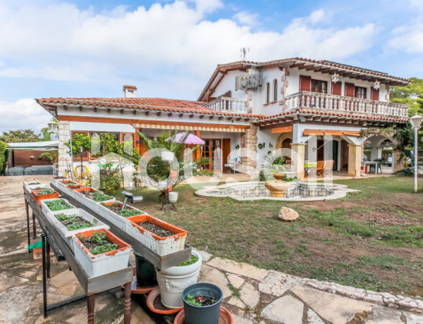 Chalet en venta de 452 m² Calle President Lluis Companys, 43711 Banyeres del Penedès (Tarragona)