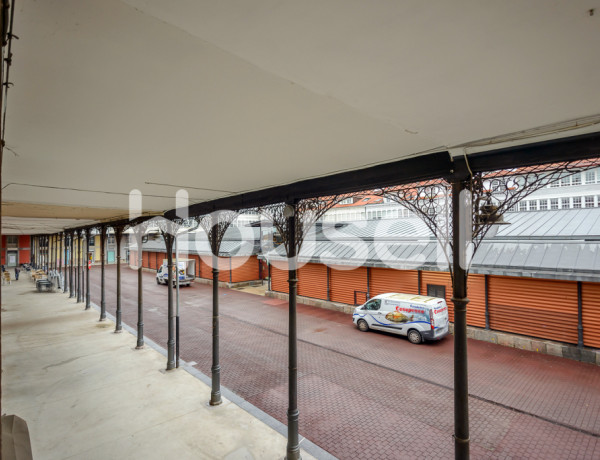 Piso en venta de 112 m² Calle de La Muralla, 33401 Avilés (Asturias)
