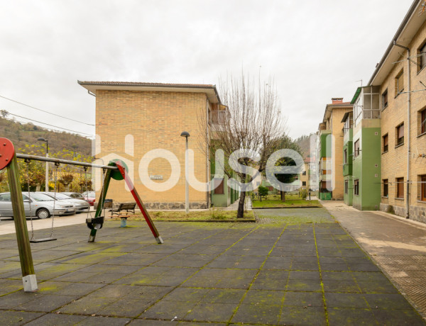 Piso de 65m² en Avenida Primero de Mayo, 33970 Laviana (Asturias)