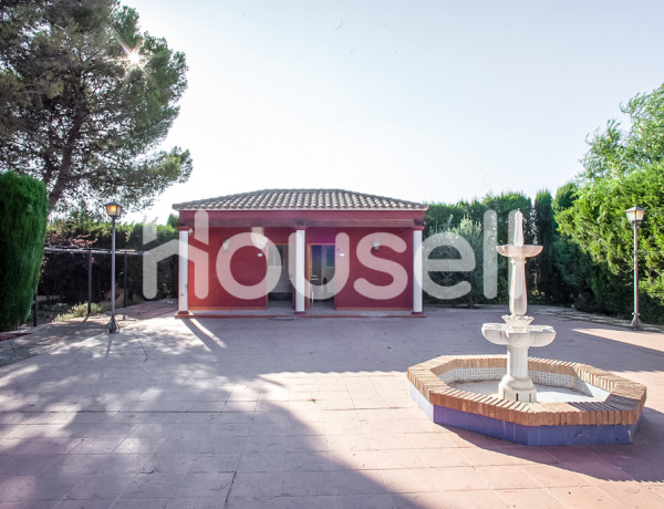 Chalet en venta de 400  m² Lugar Arbequilla, 23400 Úbeda (Jaén)