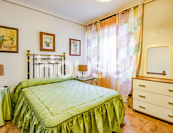 Piso en venta de 64 m² Paseo de San Gregorio, 13597 Puertollano (Ciudad Real)