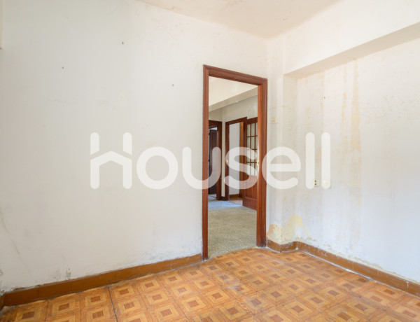 Piso en venta de 50 m² Calle Grupo Coronel Baeza, 33119 Oviedo (Asturias)