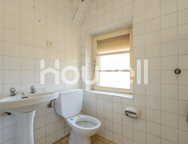 Piso en venta de 50 m² Calle Grupo Coronel Baeza, 33119 Oviedo (Asturias)