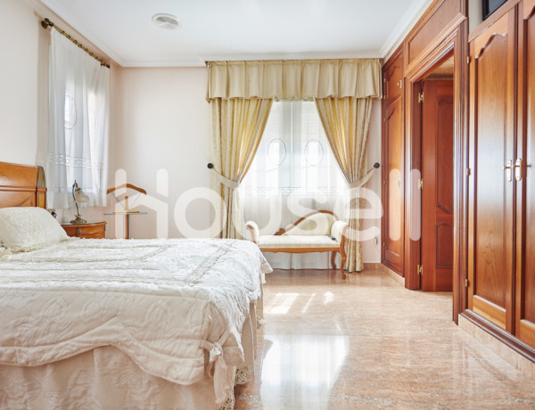 Chalet en venta de 359 m² Calle Virgen Monserrate, 03313 Orihuela (Alacant)