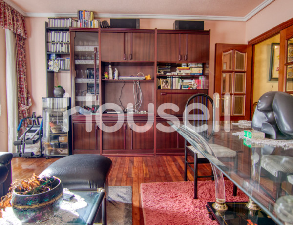 Piso en venta de 98 m² Plaza Constitución, 39400 Corrales de Buelna (Los) (Cantabria)