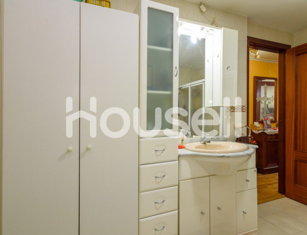 Piso en venta de 64 m² en Avenida Leitariegos, 33800 Cangas del Narcea (Asturias)