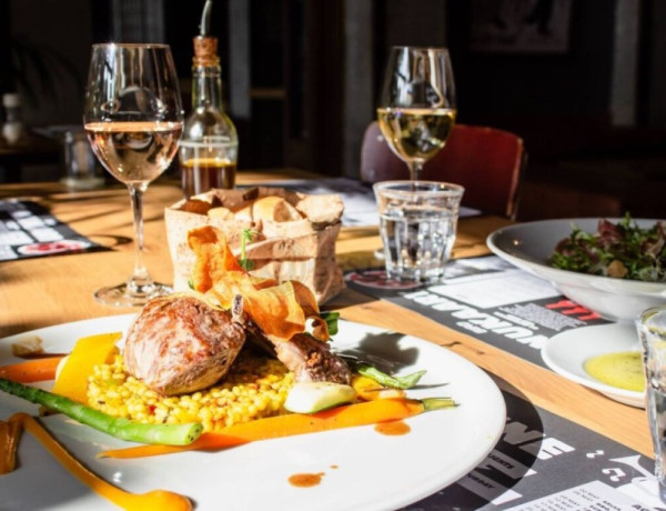 Commercial Premises For sell in Castell Platja D Aro in Girona 