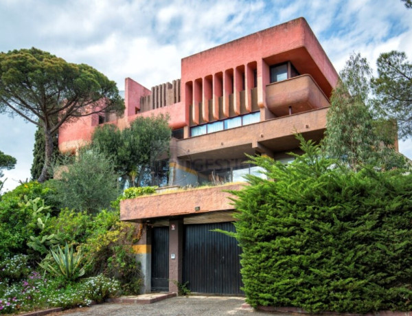 Residential land For sell in Castell Platja D Aro in Girona 