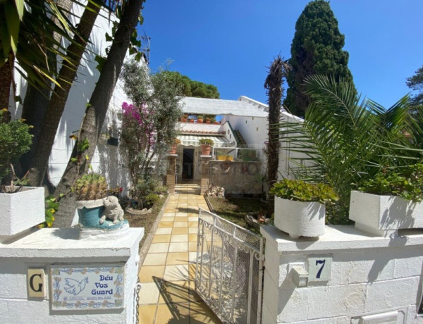 Piso en Venta en Castell Platja D Aro Girona Ref: VP-2001