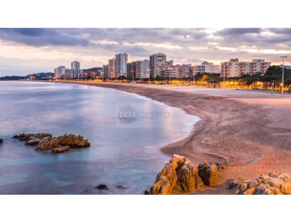 Residential land For sell in Castell Platja D Aro in Girona 