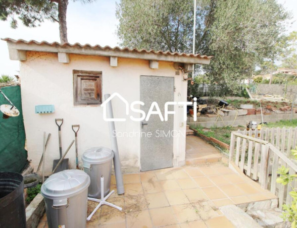 AMPLIA CASA CON 5 HABITACIONES PISCINA GARAJE