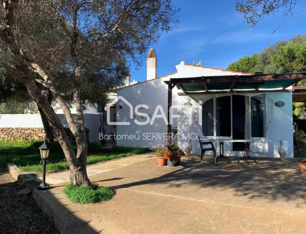 CHALETS EN PARCELA CERCA DE CIUTADELLA Y LA COSTA VIRGEN MENORQUINA.