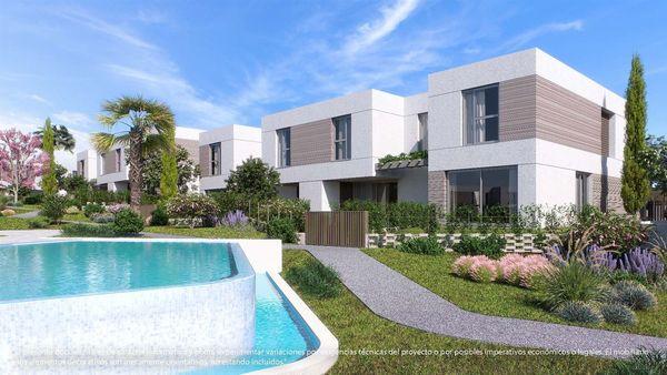 Chalet pareado en venta en calle Procuradores de los Tribunales, 3