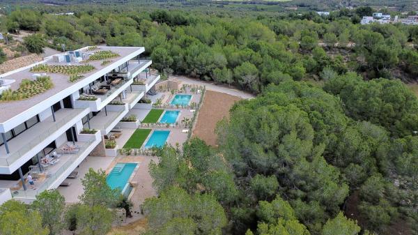 Apartamentos y Villas en Las Colinas Golf Resort