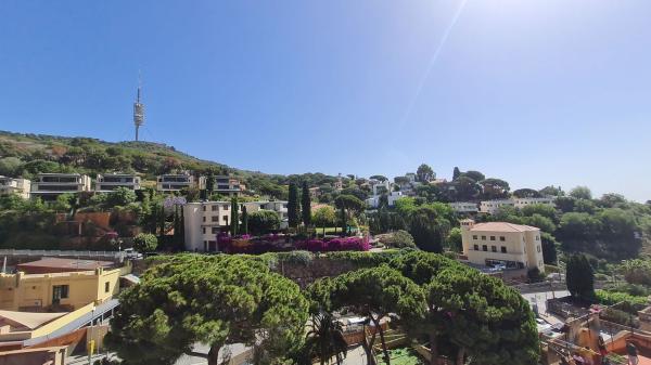 Piso en venta en de Vallvidrera, 73