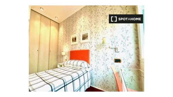 Geräumiges, gemütliches und sehr komfortables Zimmer