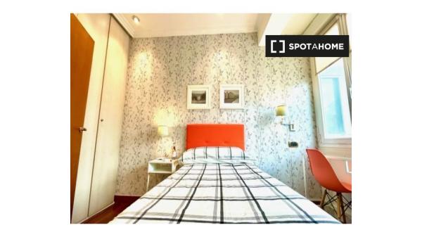 Geräumiges, gemütliches und sehr komfortables Zimmer