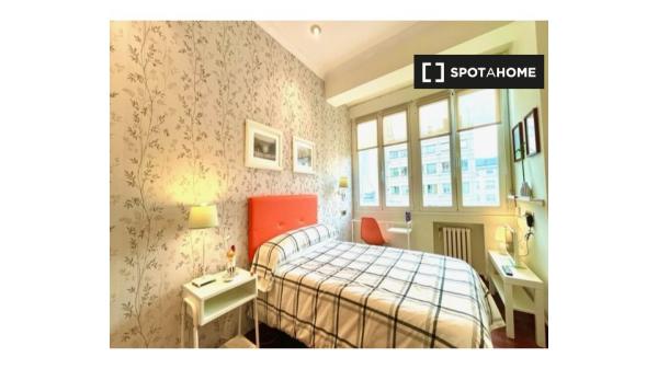 Geräumiges, gemütliches und sehr komfortables Zimmer