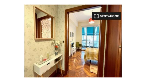 Geräumiges, gemütliches und sehr komfortables Zimmer