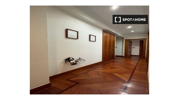 Geräumiges, gemütliches und sehr komfortables Zimmer