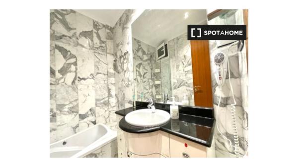 Geräumiges, gemütliches und sehr komfortables Zimmer