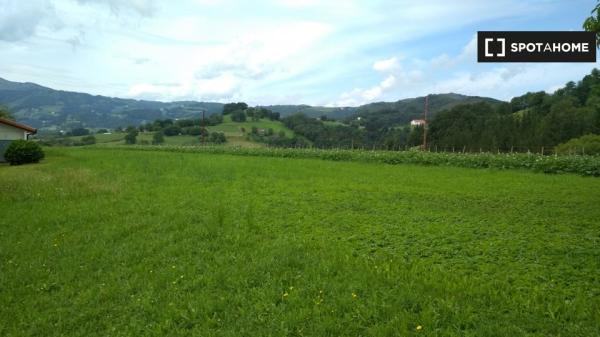 Apartamento completo de 2 dormitorios en Aduna