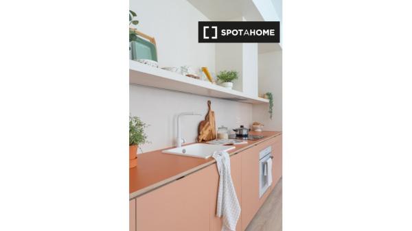 Piso de 3 dormitorios en alquiler en Sarrikue Auzoa, Bilbao