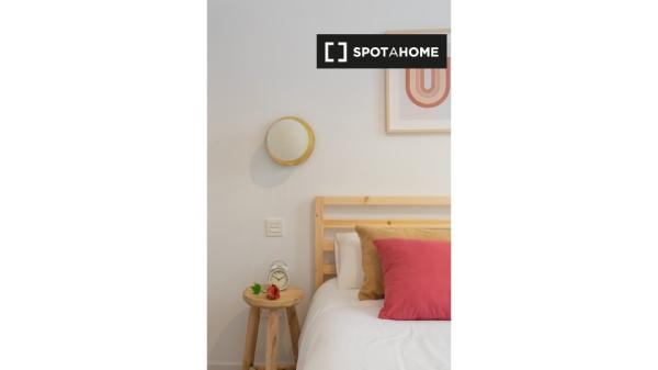 Piso de 3 dormitorios en alquiler en Sarrikue Auzoa, Bilbao