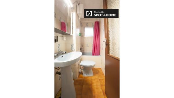 Luminoso apartamento de 2 dormitorios en alquiler en Macarena, Sevilla