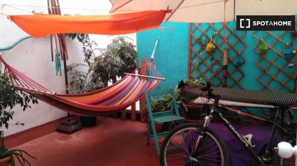 Habitación en piso compartido en Sevilla