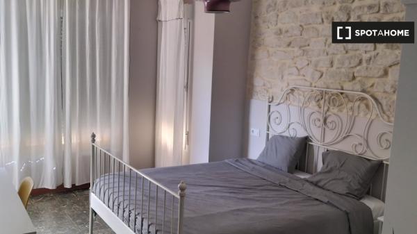 Room for rent in 4-bedroom apartment in Sant Blai, Alicante