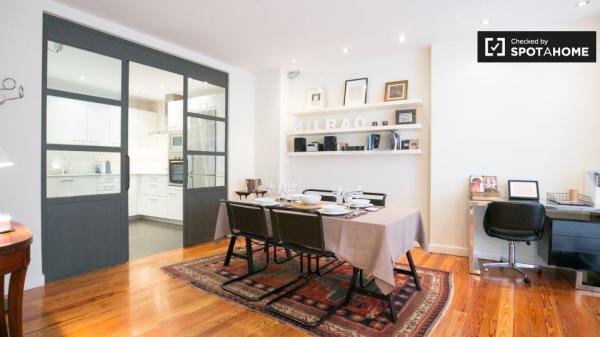 Elegante apartamento de 1 dormitorio en alquiler en Casco Viejo, Bilbao