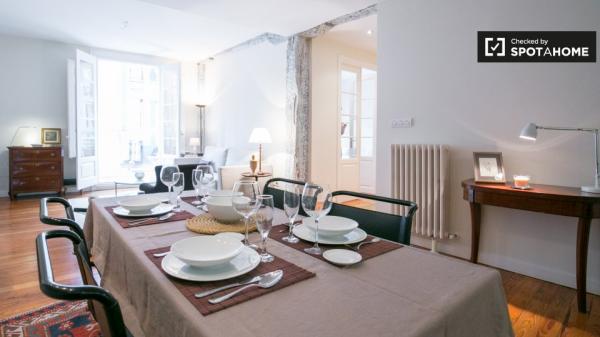 Elegante apartamento de 1 dormitorio en alquiler en Casco Viejo, Bilbao