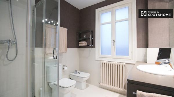 Elegante apartamento de 1 dormitorio en alquiler en Casco Viejo, Bilbao