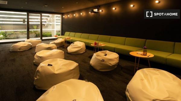 Estudio en alquiler en Los Bermejales, Sevilla