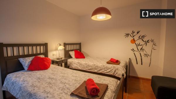 Piso de 2 dormitorios en alquiler en el centro de Granada