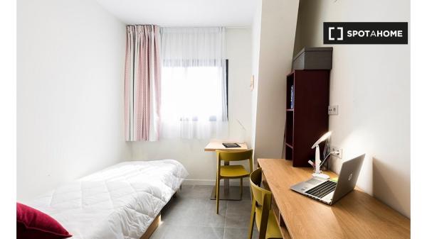 Habitación Estudio Individual Cartuja - Media pensión incluida