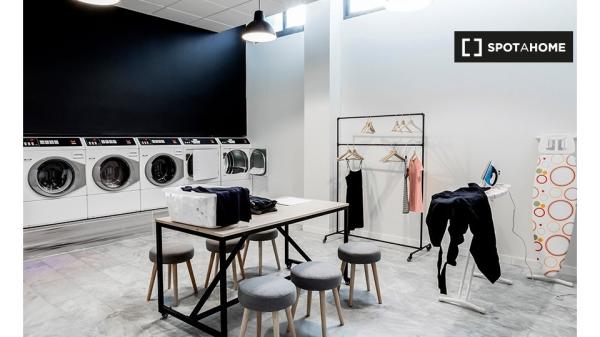 Habitación Estudio Individual Cartuja - Media pensión incluida