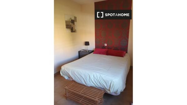 Room in shared apartment in Alicante (Alacant)