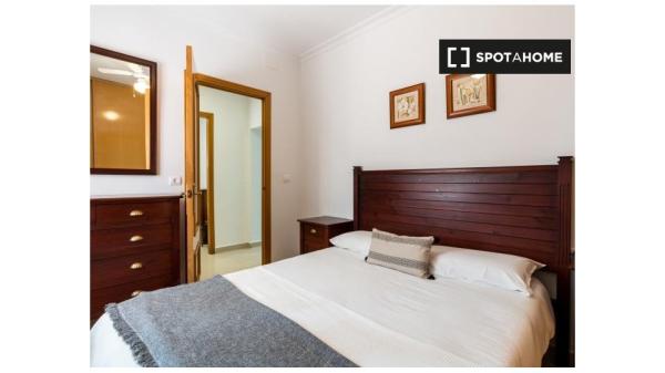 Piso de 2 dormitorios en alquiler en Sevilla