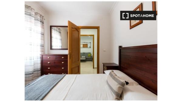 Piso de 2 dormitorios en alquiler en Sevilla