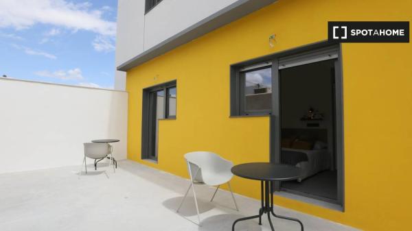 Estudio en alquiler en Los Bermejales, Sevilla