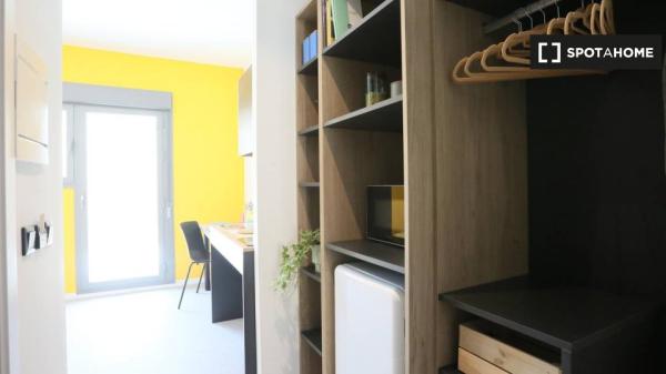 Estudio en alquiler en Los Bermejales, Sevilla