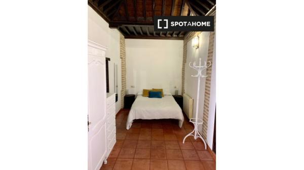 Estudio en alquiler en San Pedro, Granada