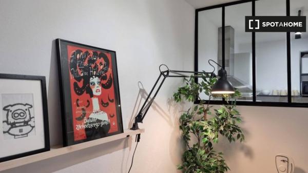 Piso en alquiler de 2 dormitorios en Oviedo, Oviedo