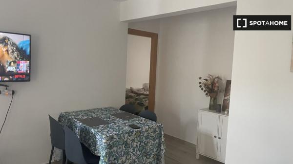 Room in shared apartment in Javalí Viejo