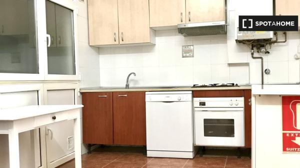 Piso de 5 dormitorios en alquiler en Bilbao