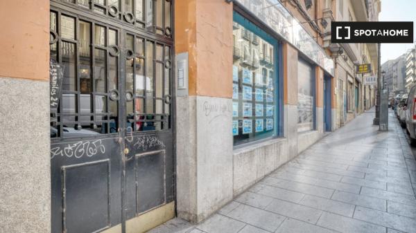 Parking coche en Alquiler en Vitoria ZABALGANA Álava