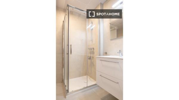 Cama en alquiler en residencia en Casco Antiguo, Zaragoza