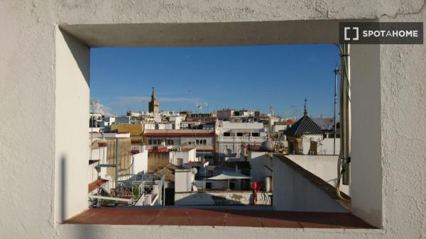 Apartamento completo de 2 dormitorios en Sevilla